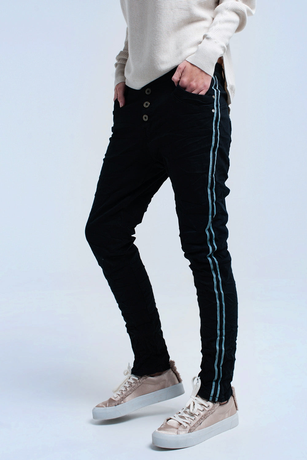 Black boyfriend jeans with buttons | Just Cool Beans — jeans | the denim shop