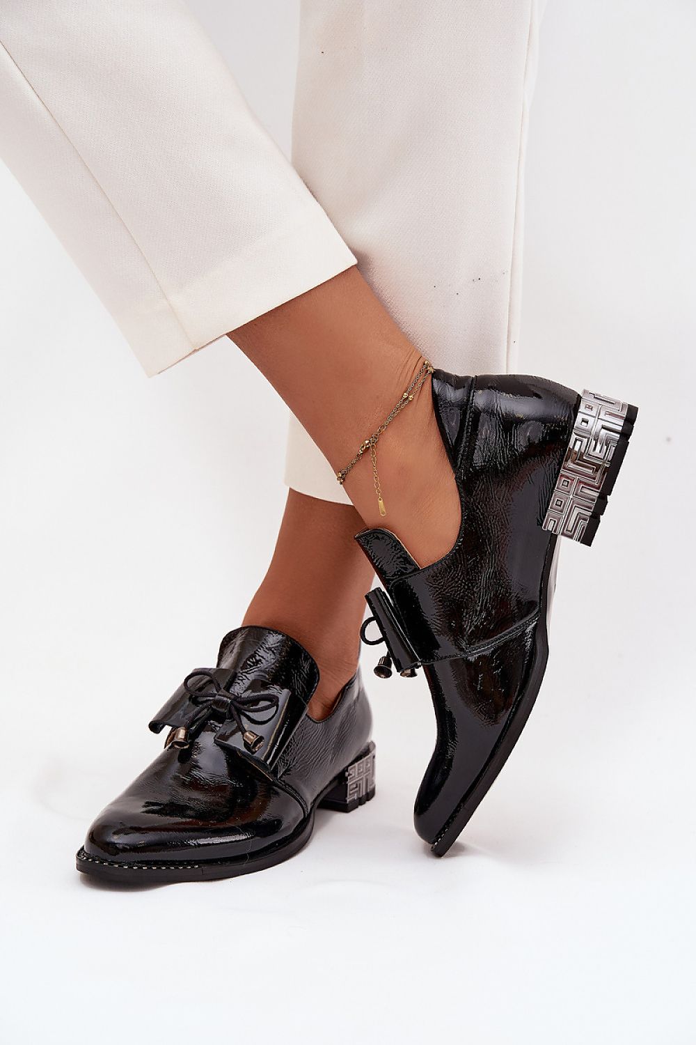 Heeled low shoes model 231177 Step in style