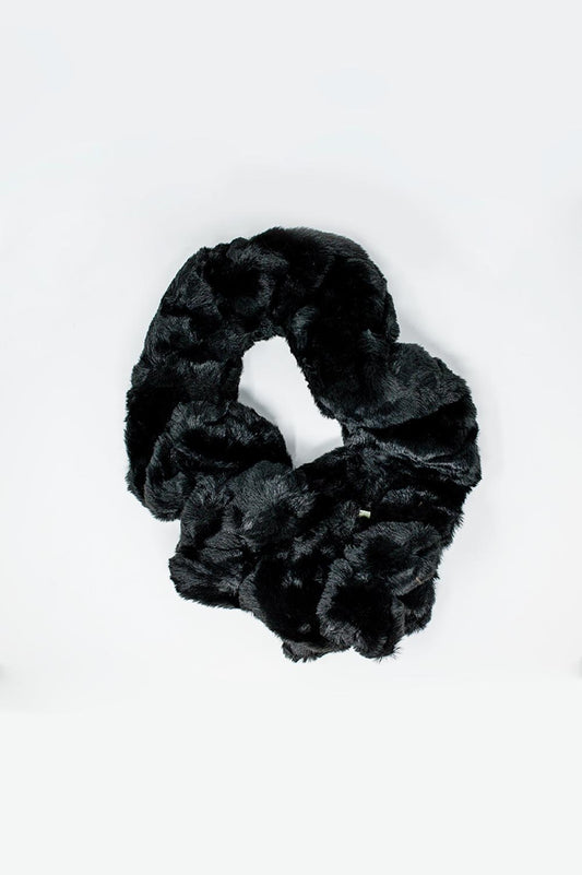 Faux fur collar in black | Just Cool Beans