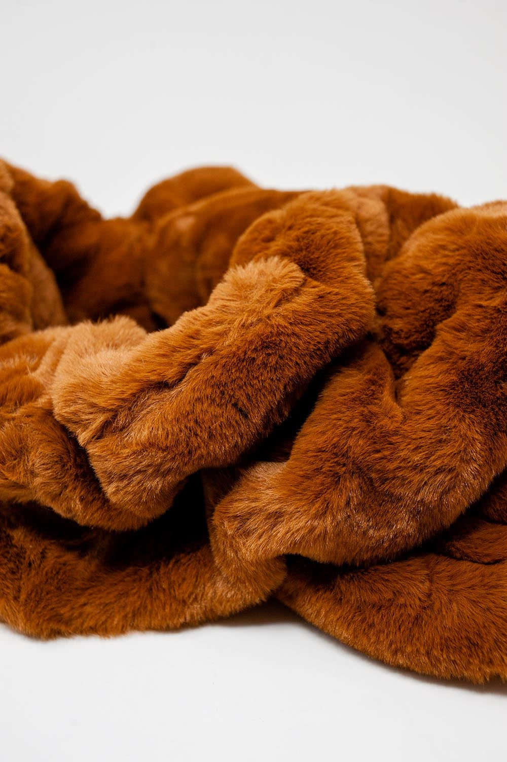 Faux fur collar in camel | Just Cool Beans