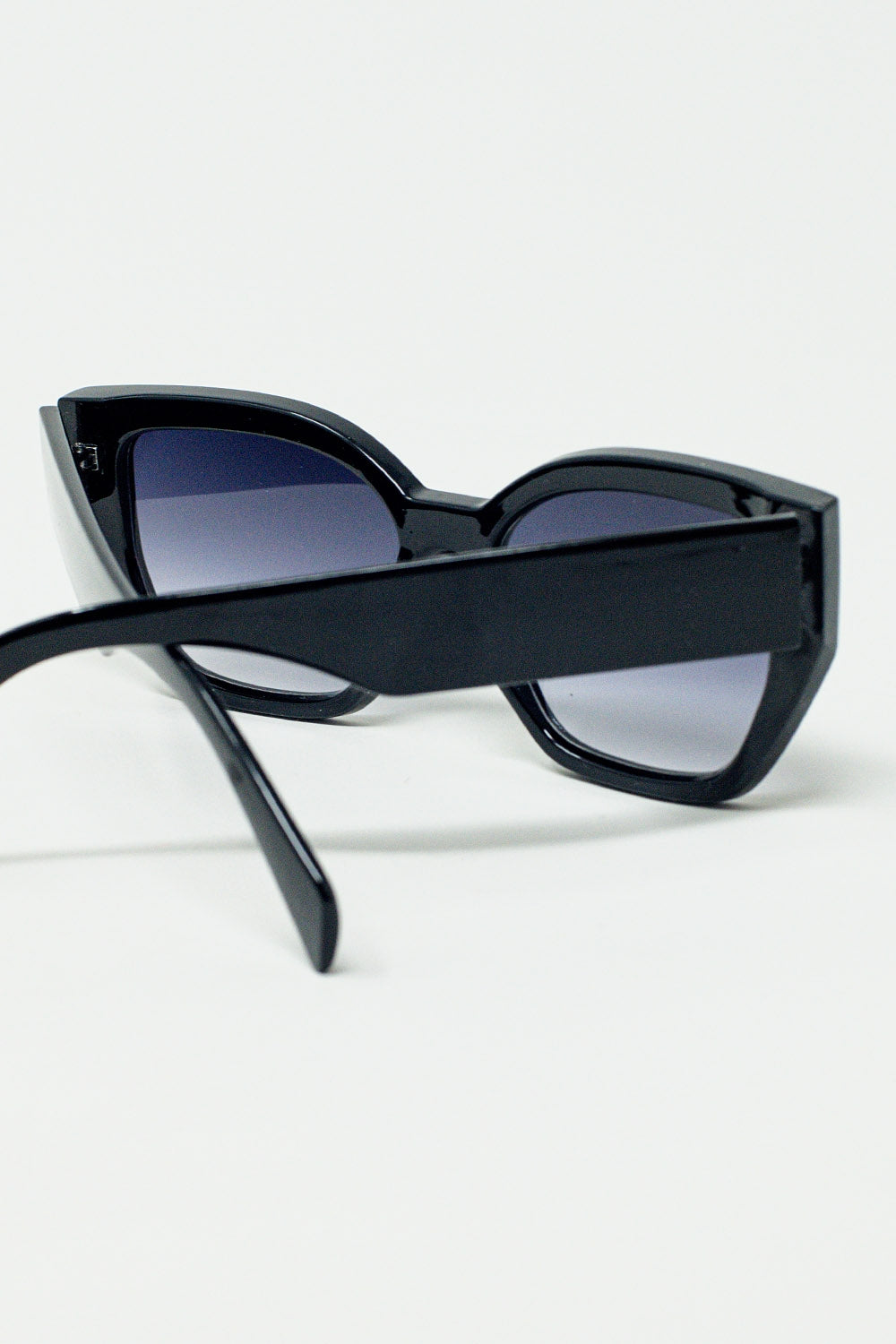 Geometric thick black sunglasses with gradient lens | Just Cool Beans