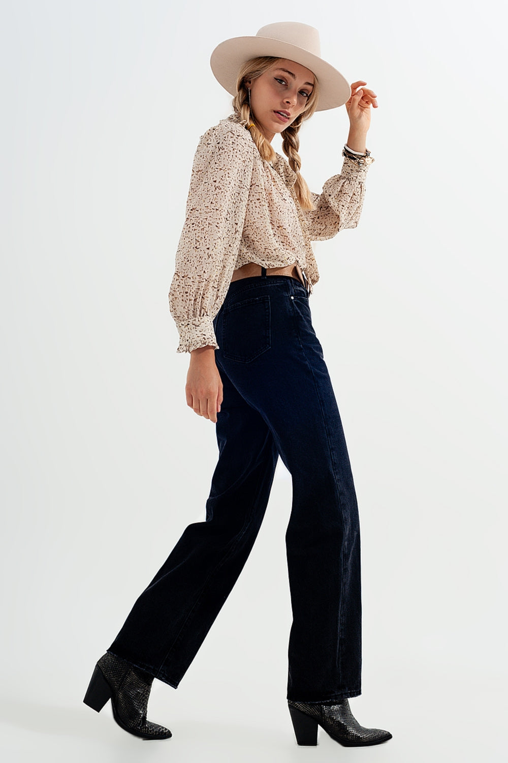 High rise straight jeans in washed black | Just Cool Beans