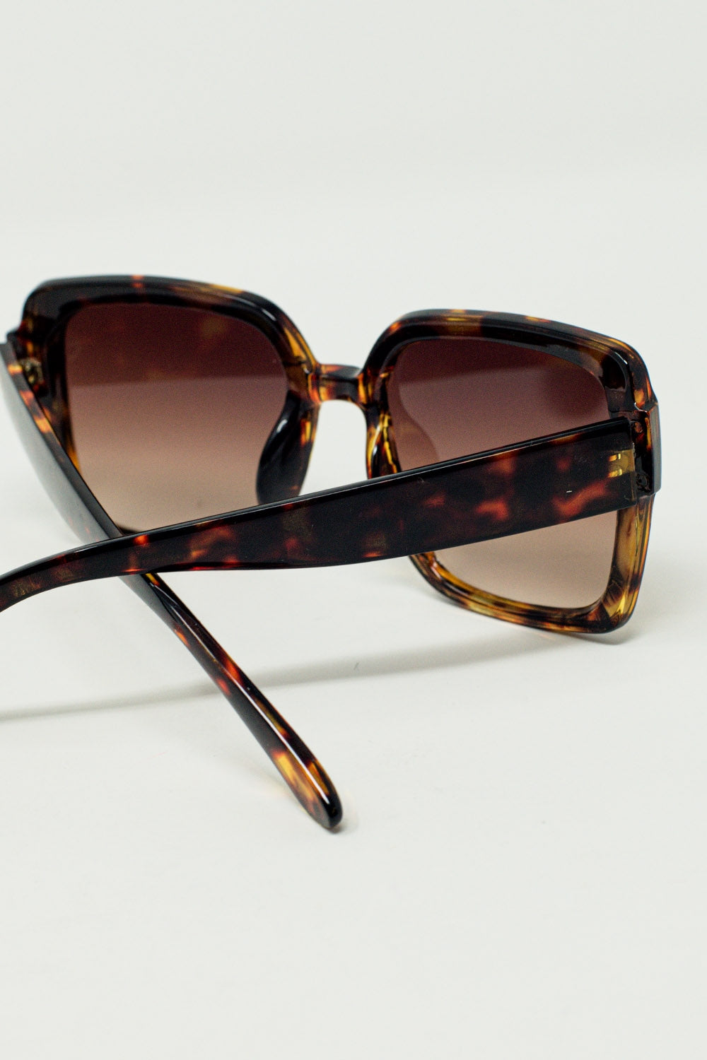 Oversized square cat eye sunglasess in brown | Just Cool Beans