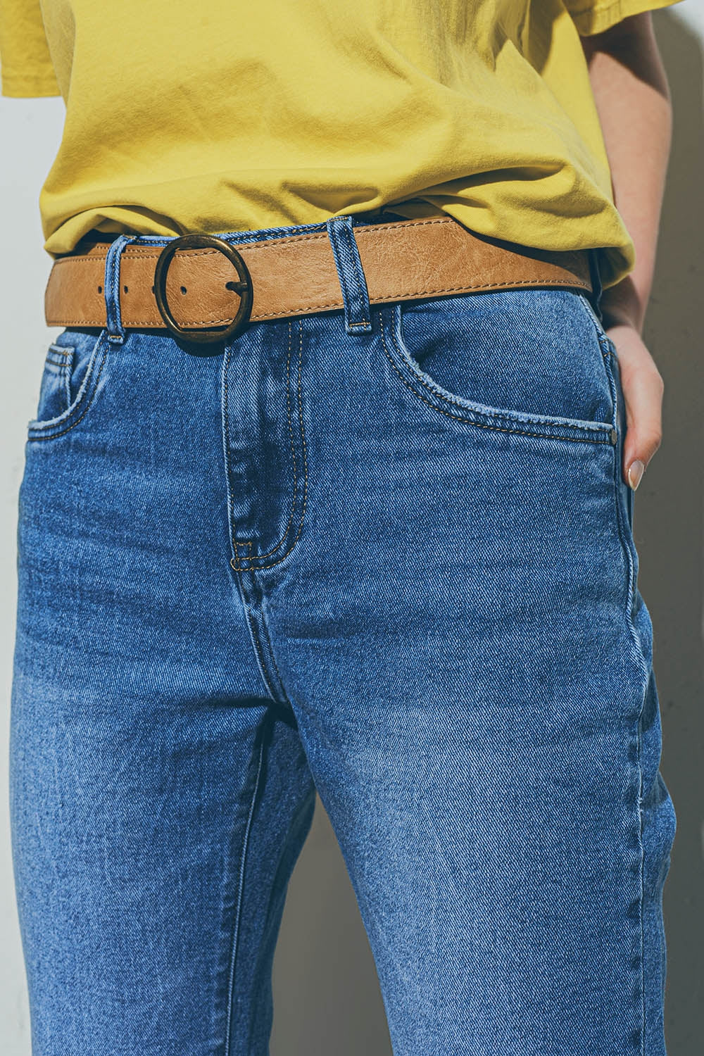 Straight distressed jeans in medium wash | Just Cool Beans