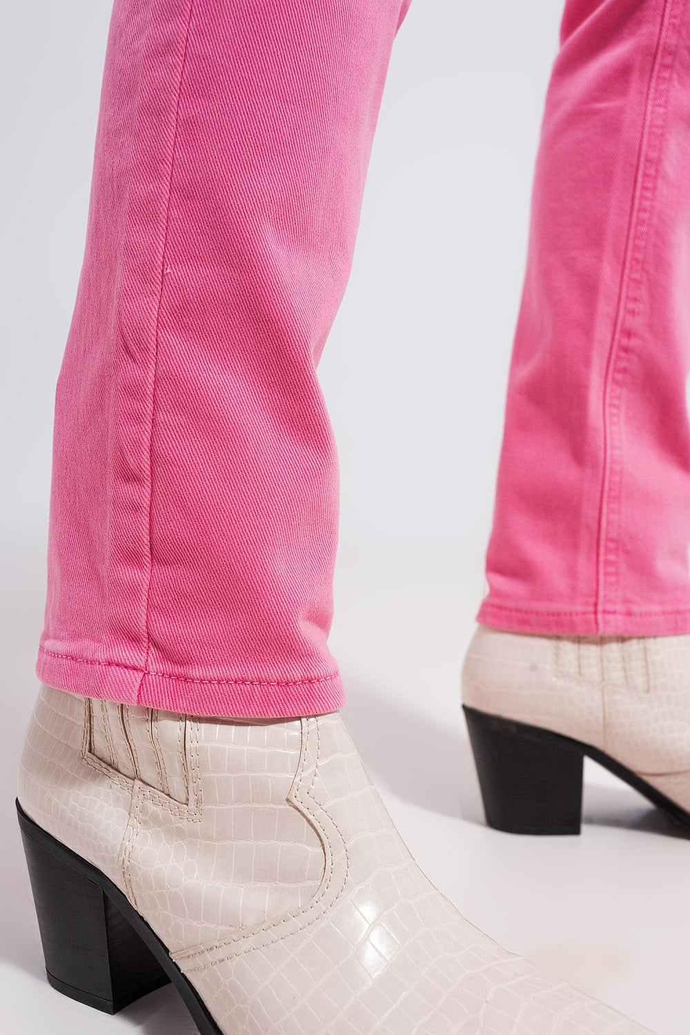 Stretch cotton skinny jeans in pink | Just Cool Beans