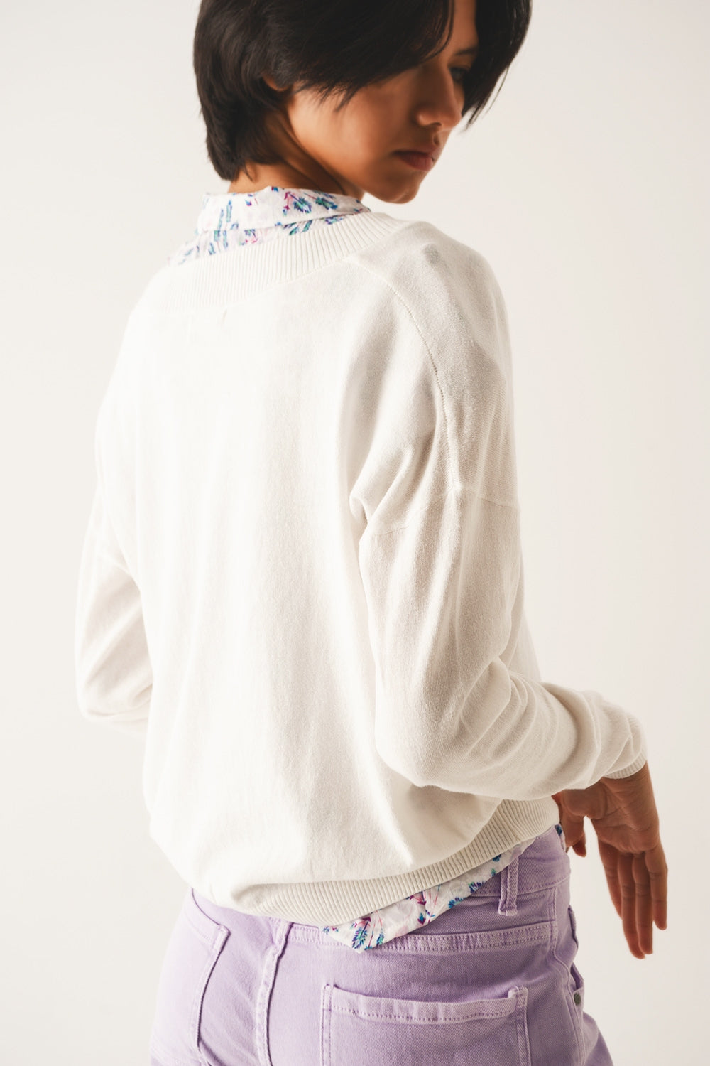 V neck fine knit sweater in cream | Just Cool Beans