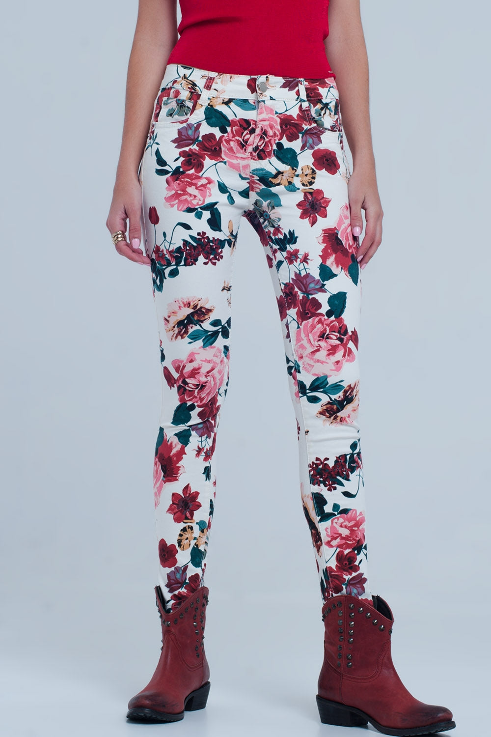 White jeans with roses print | Just Cool Beans