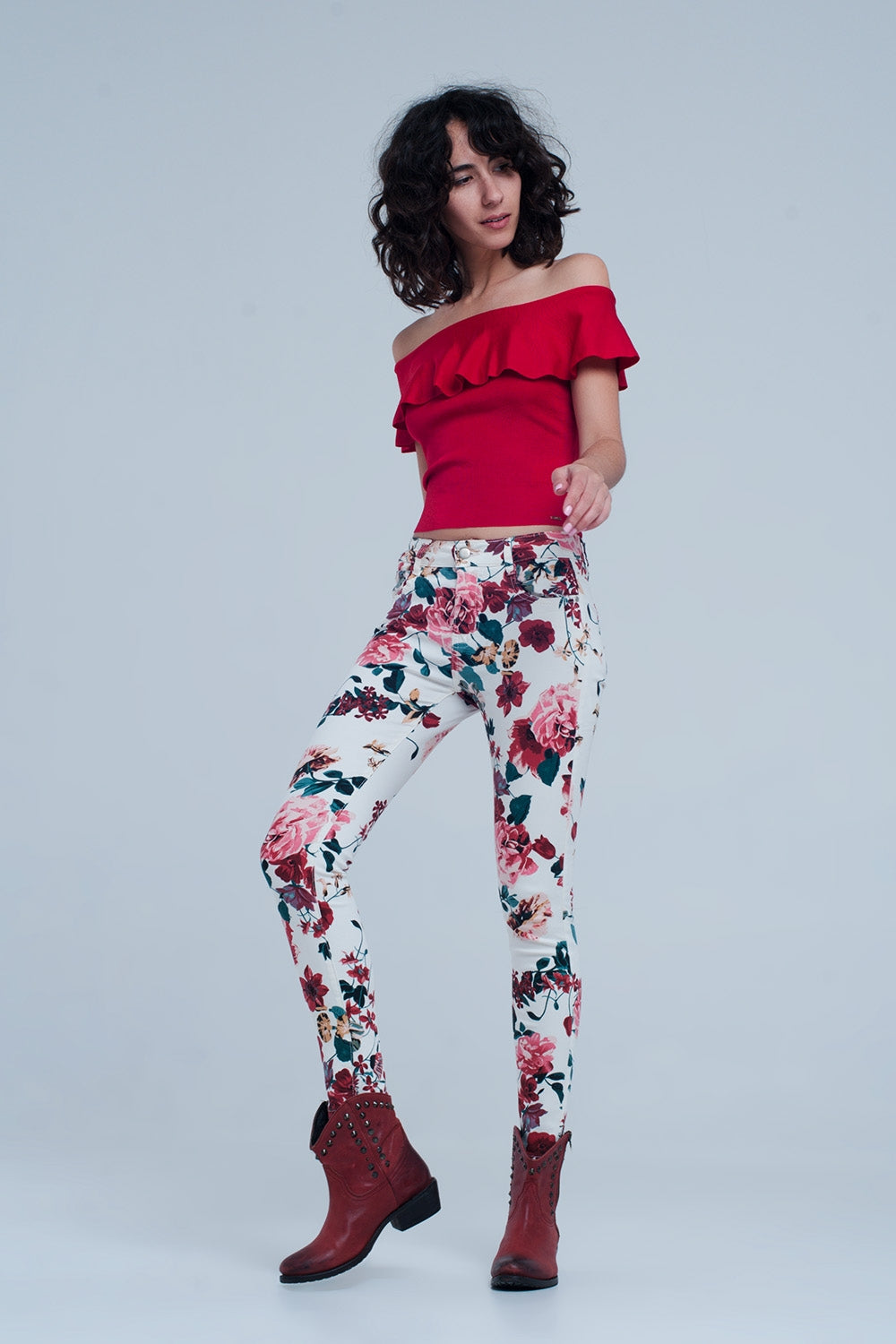 White jeans with roses print | Just Cool Beans