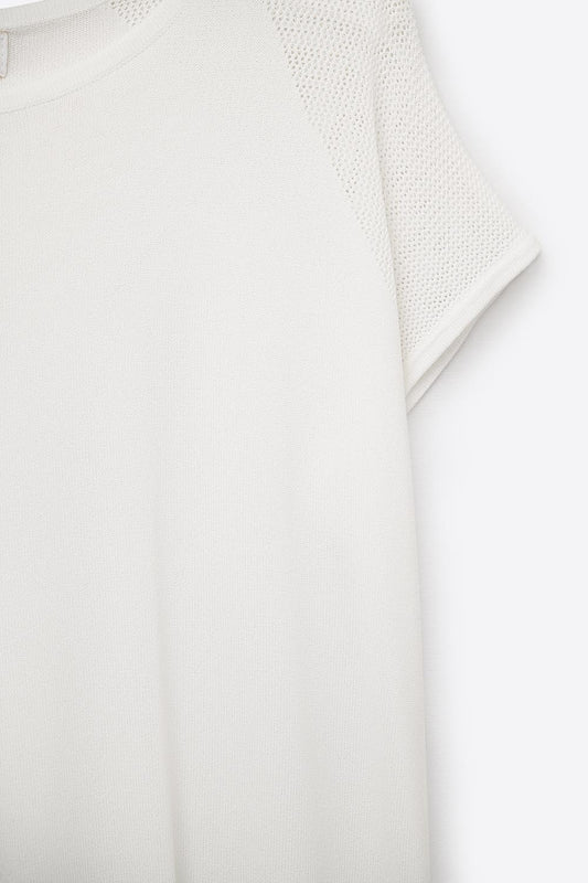 White Short Sleeve Sweater with Knitted Mesh on the Shoulder