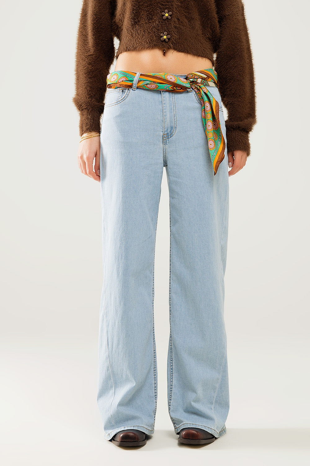 Wide leg jeans in light wash with side seam | Just Cool Beans — jeans | the denim shop