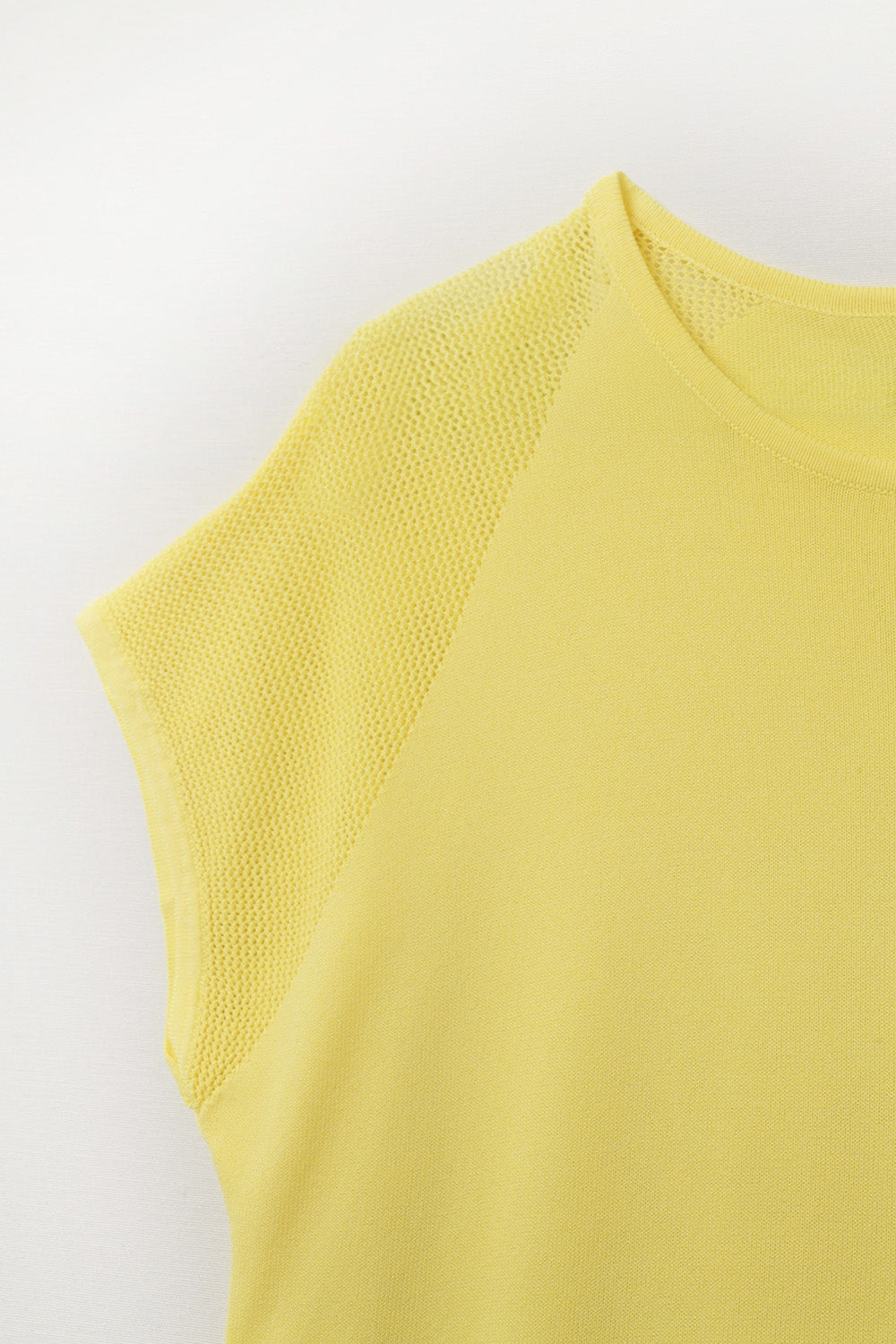 Yellow Short Sleeve Sweater with Knitted Mesh on the Shoulder