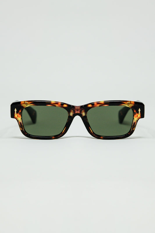 Q2 Amber Sunglasses with Dark Green Oval Lenses