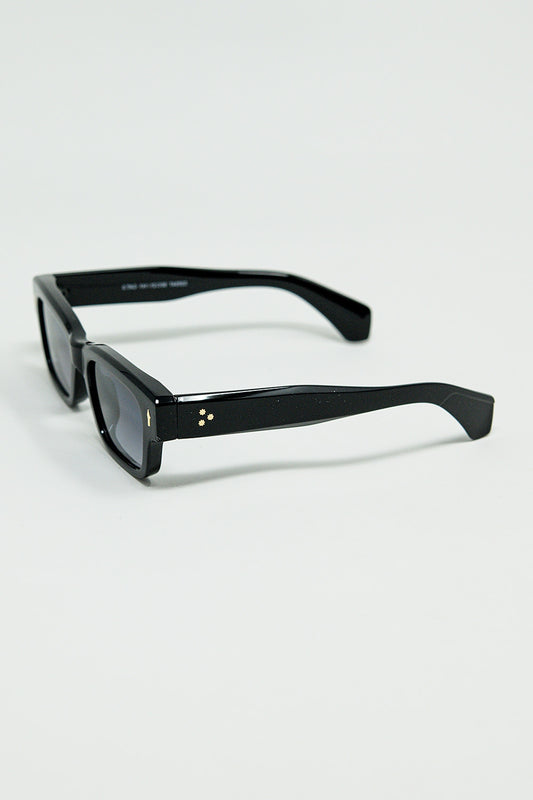 Black sunglasses with oval frame with gold detail | Just Cool Beans
