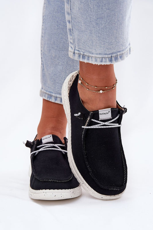  Low Shoes model 213485 Step in style 