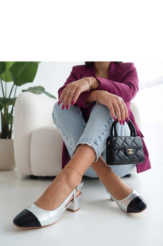  Block heel pumps model 230485 Solea 