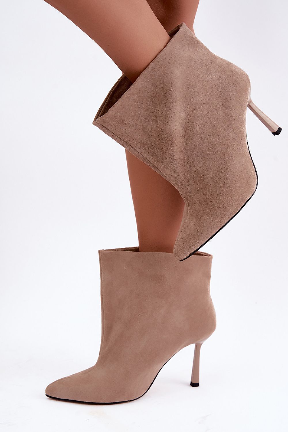  Heel boots model 232456 Step in style 