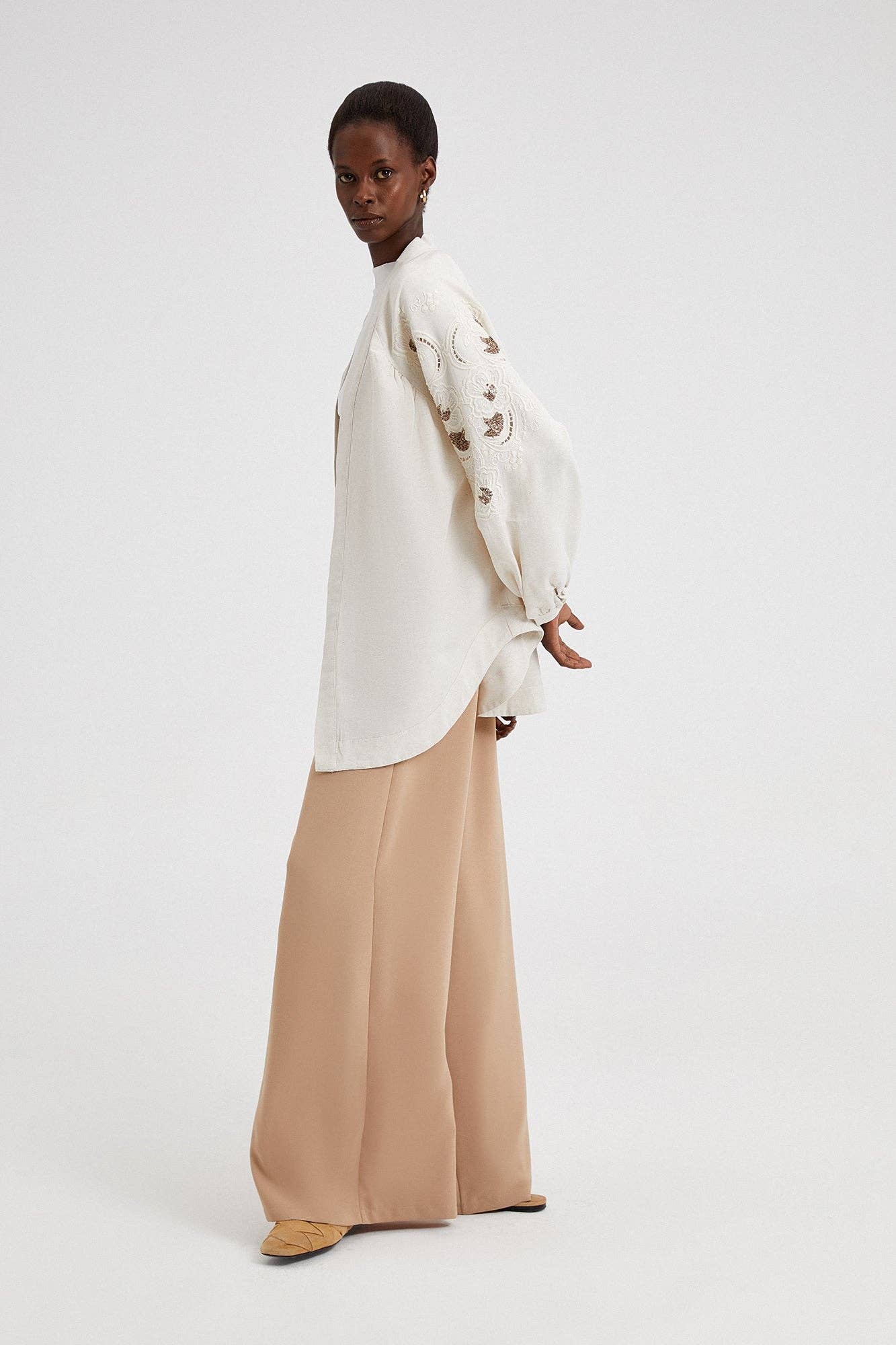 Embroidered Linen Blend Kimono - Just Cool Beans