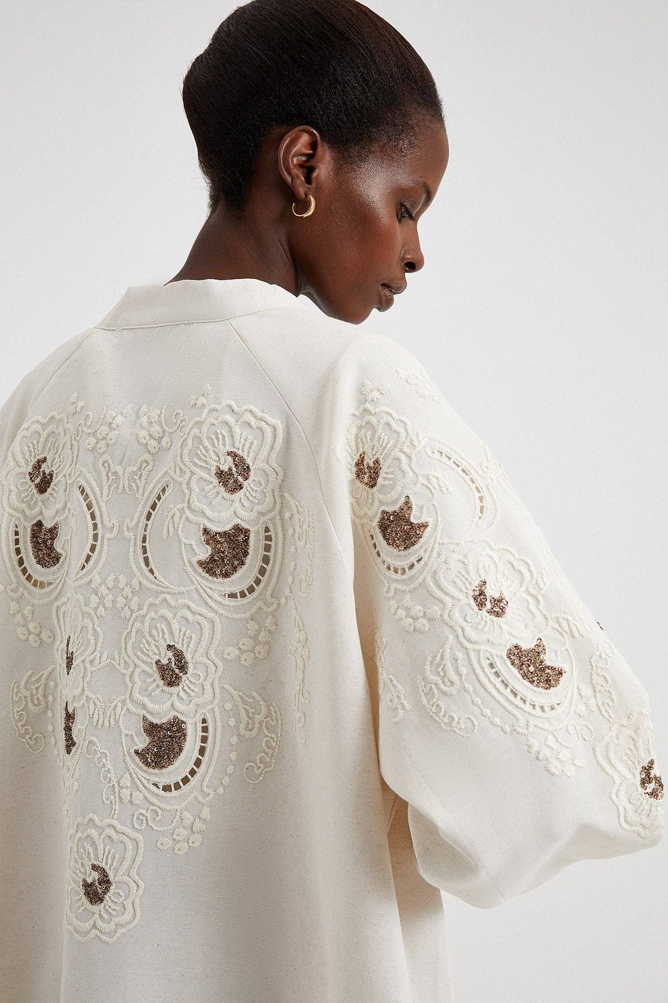 Embroidered Linen Blend Kimono - Just Cool Beans