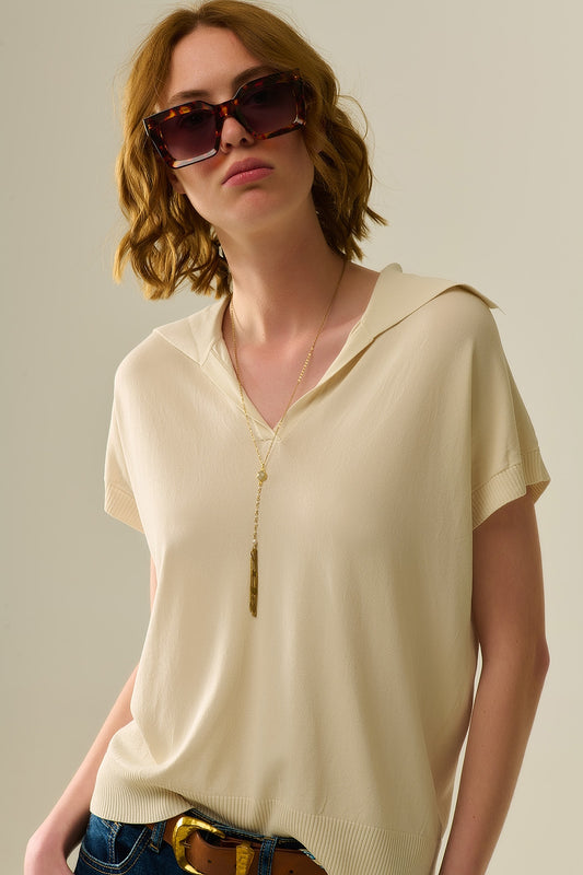 Fine knit polo shirt in beige with short sleeves | Just Cool Beans — sweaters | bottoms