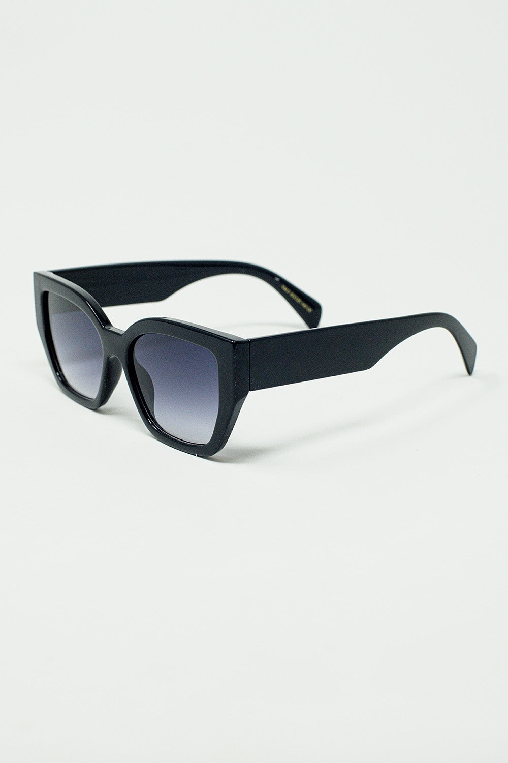 Geometric thick black sunglasses with gradient lens | Just Cool Beans