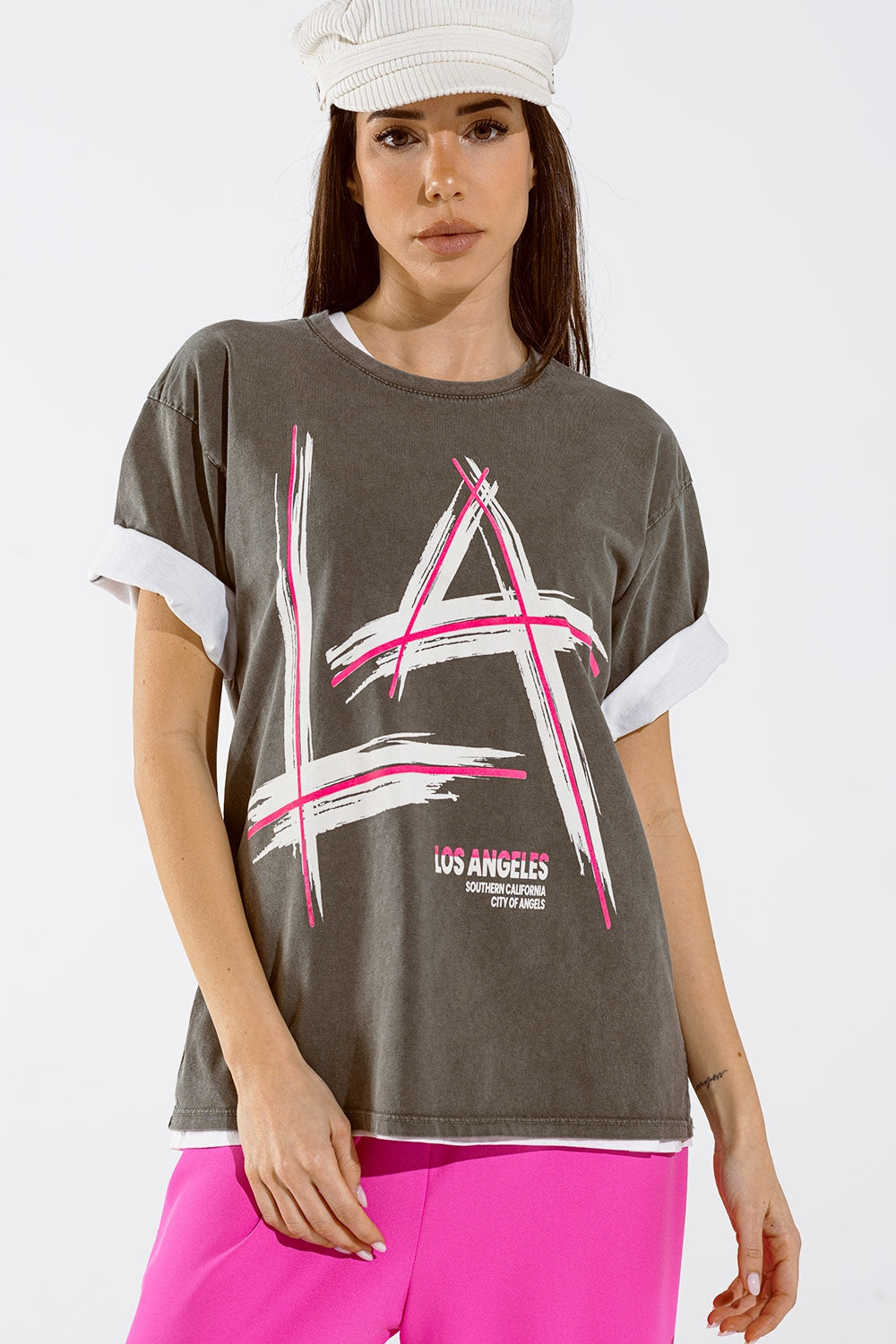 Grey oversize t-shirt prints la los angeles in pink and white | Just Cool Beans — tops