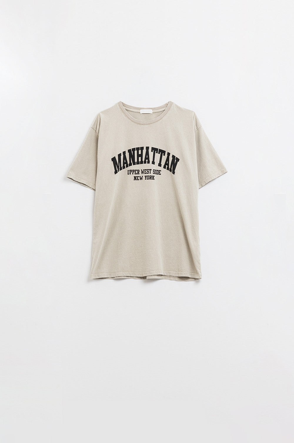 Q2 Short Sleeve T-shirt With Graphic Text Manhattan In Beige