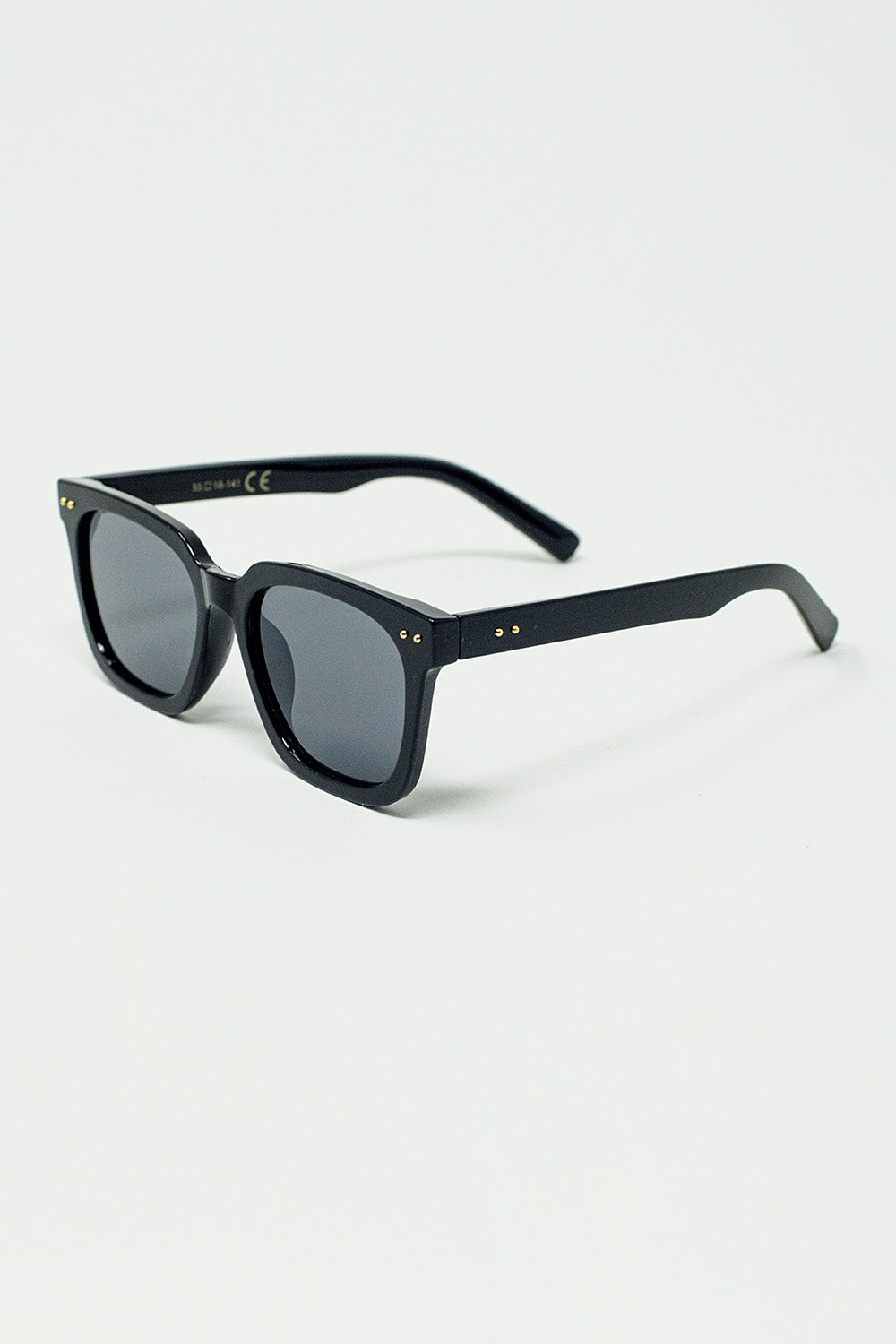 Square bevel frame sunglasses in black | Just Cool Beans