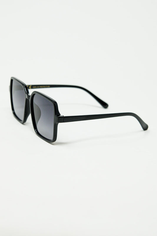 Square sunglasses with high gloss frame in black | Just Cool Beans