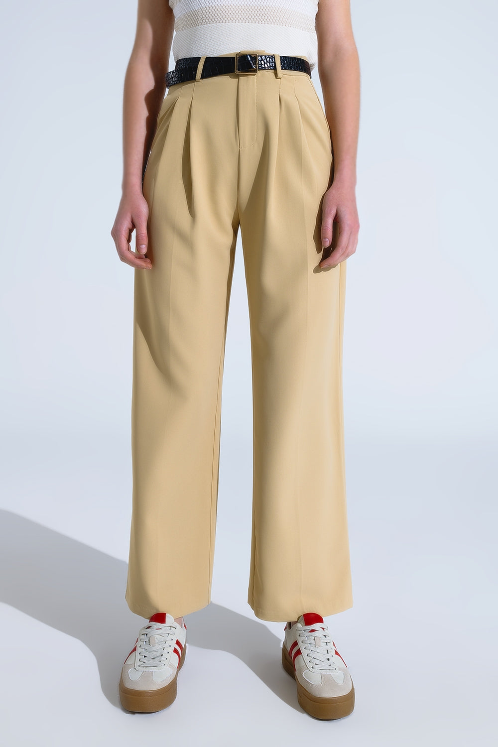 Straight leg trousers with side pockets and darts in beige | Just Cool Beans — pants | bottoms