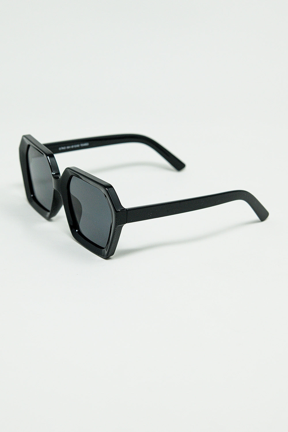 Sunglasses with geometric frames in black | Just Cool Beans
