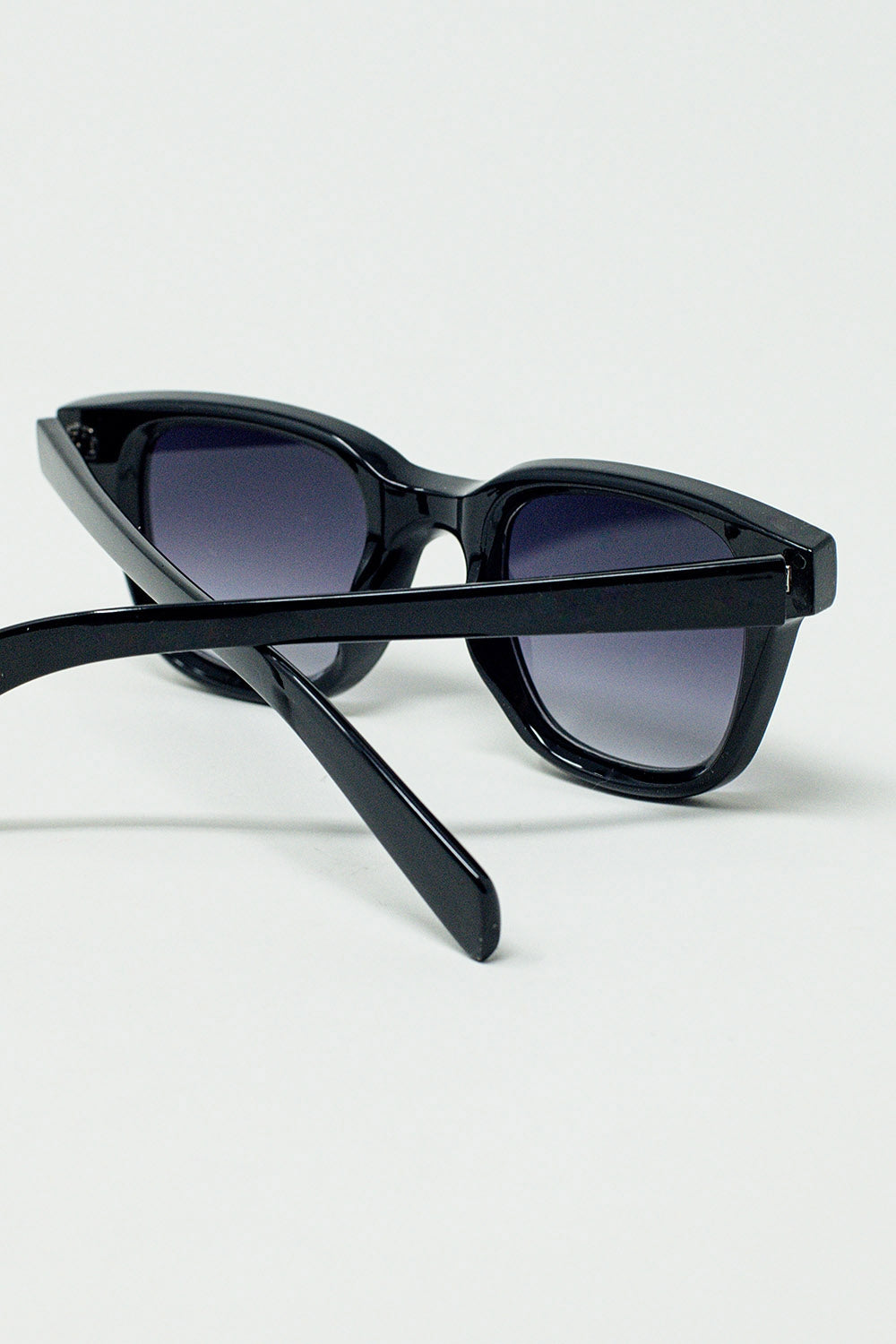 Thick black delta square sunglasses | Just Cool Beans
