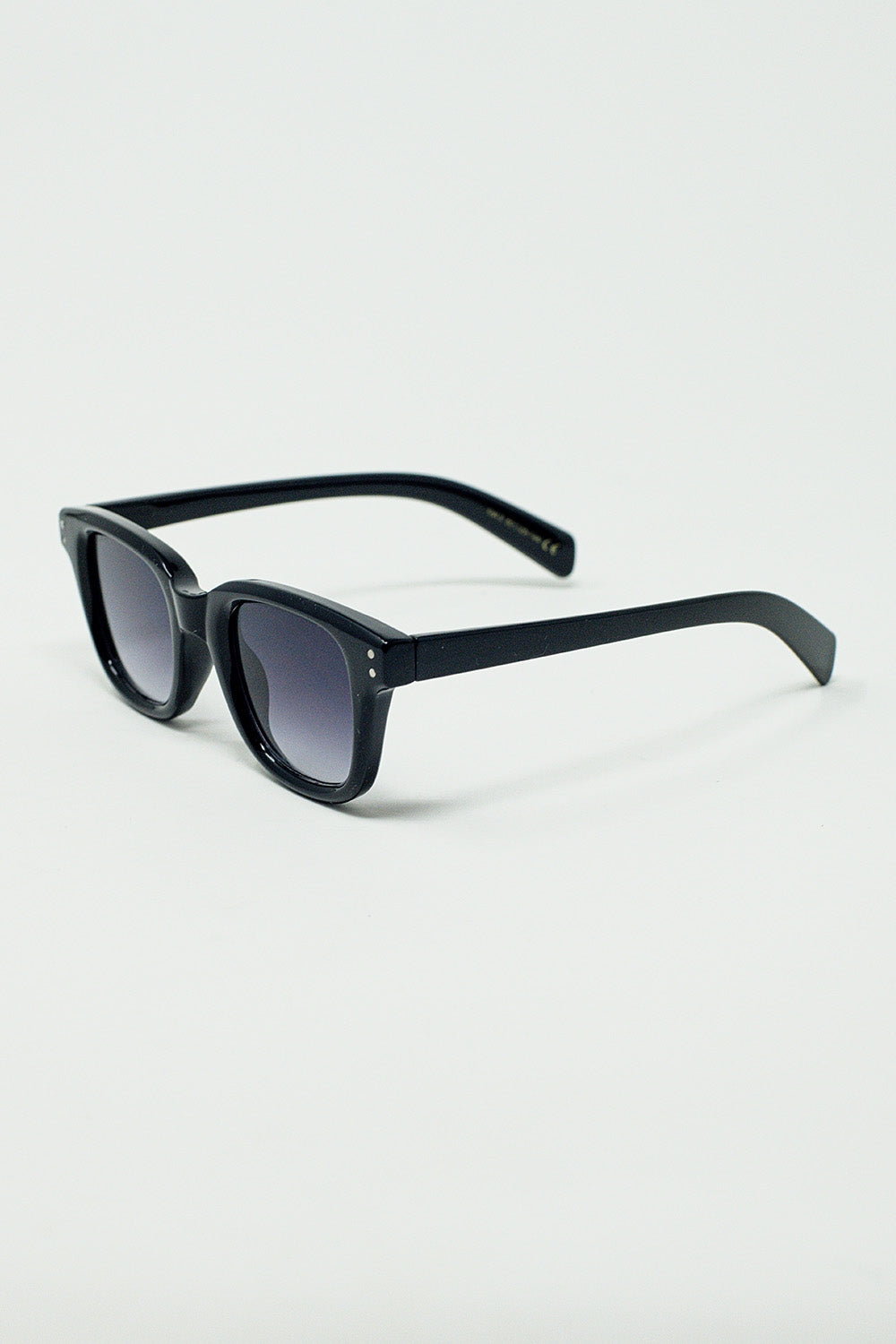 Thick black delta square sunglasses | Just Cool Beans